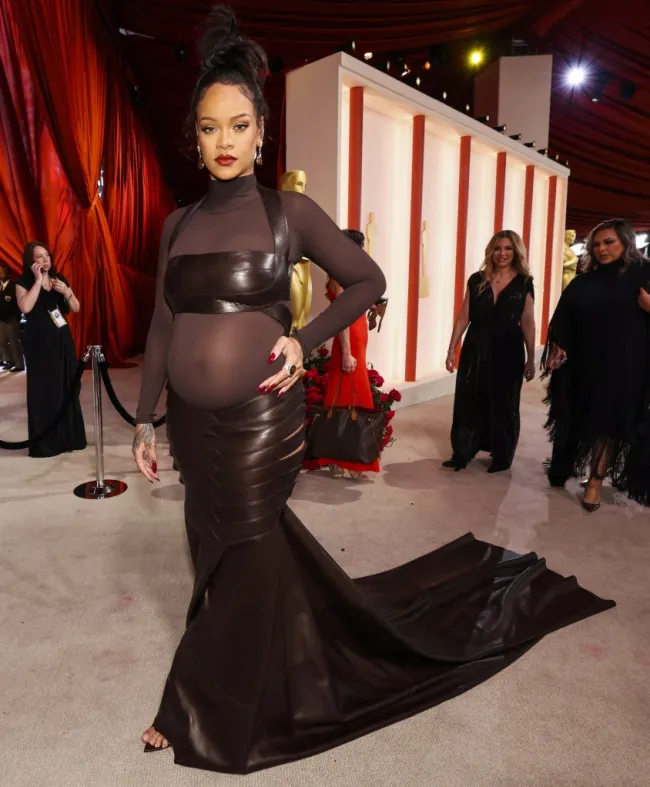 Rihanna embarazada