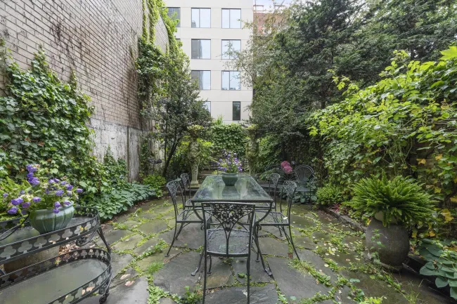 El jardín de Sonja Morgan en su casa de Nueva York.