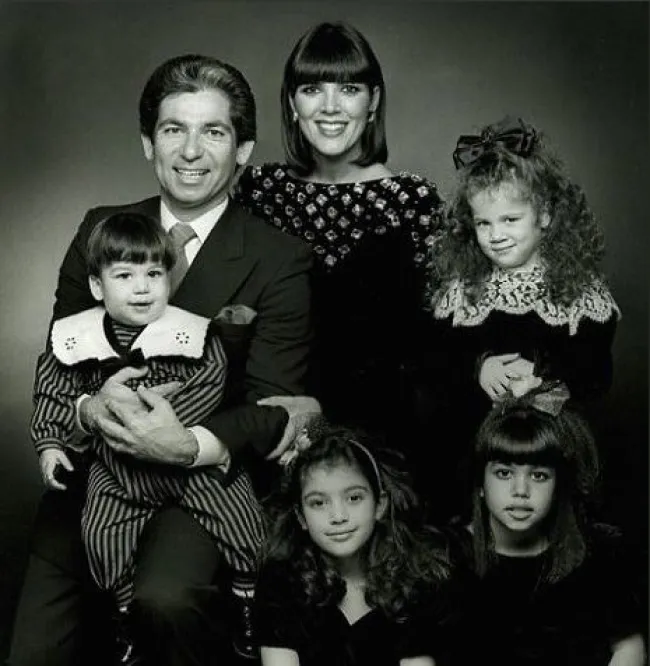 La familia Kardashian foto en blanco y negro
