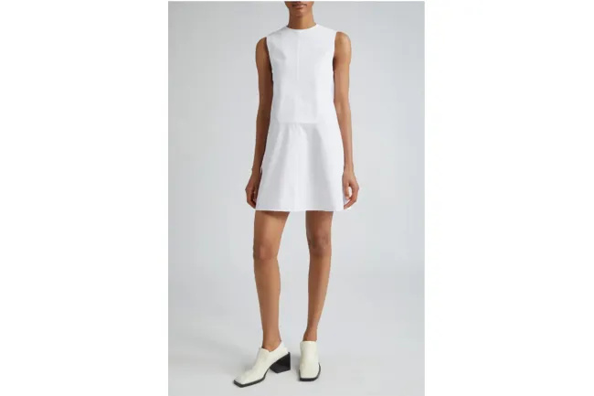 Un vestido blanco de Jil Sander.