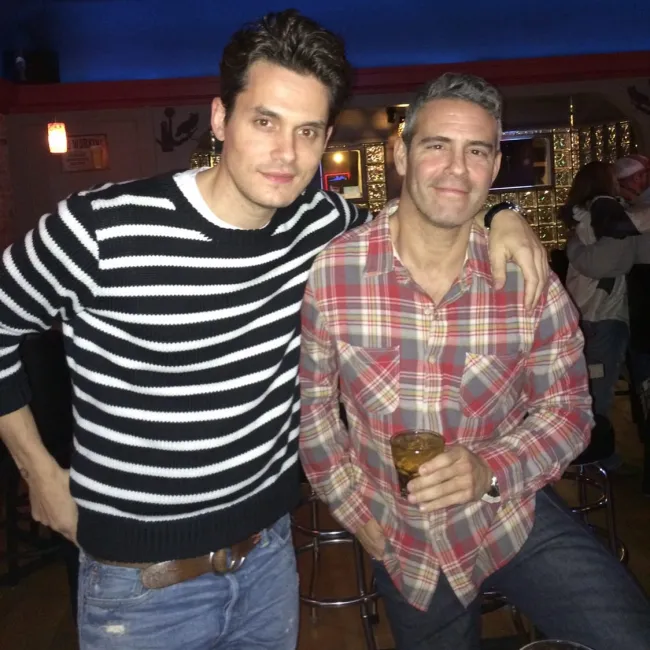 Andy Cohen y John Mayer