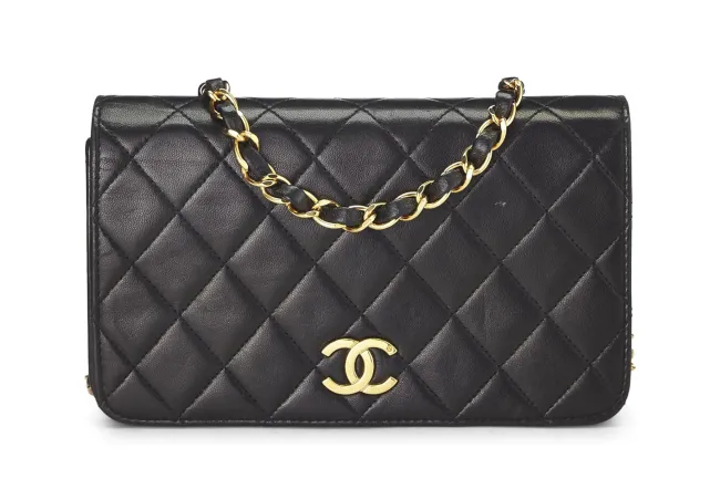 Un bolso con solapa de Chanel