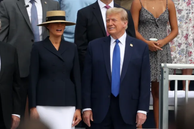 Melania Trump y Donald Trump en la graduación de Barron Trump.