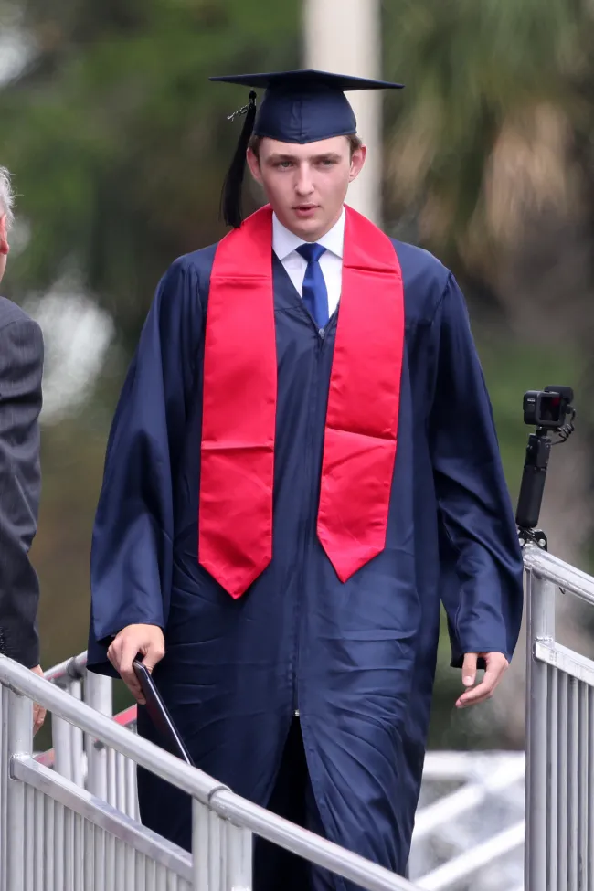 Barron Trump en su graduación de la escuela secundaria.