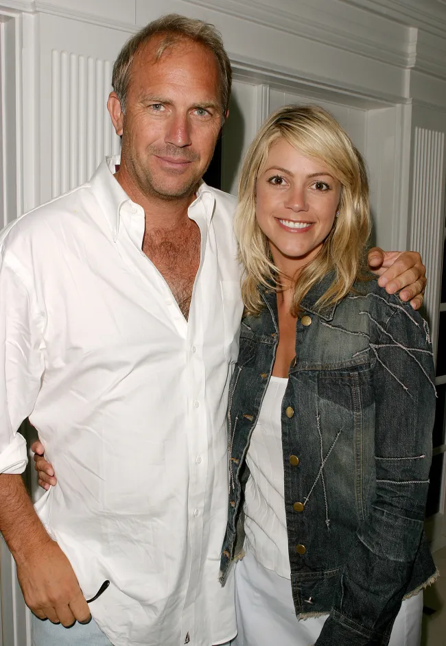 Kevin Costner y Christine Baumgartner