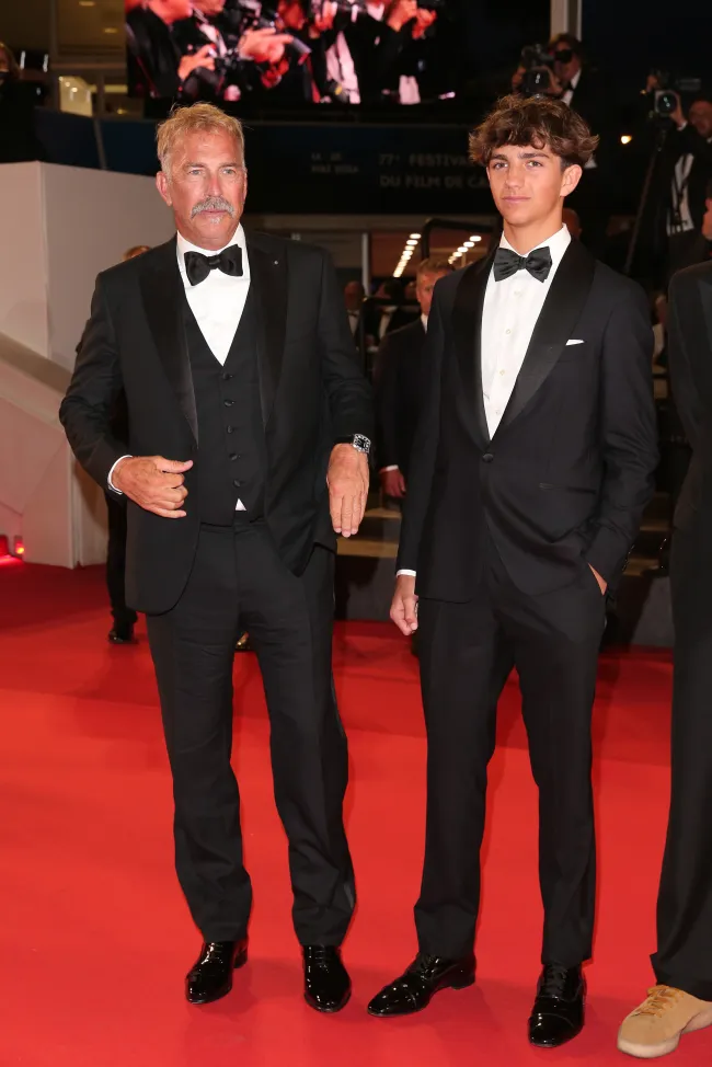 Kevin Costner y su hijo