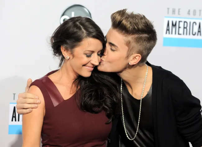 Pattie Mallette y Justin Bieber.