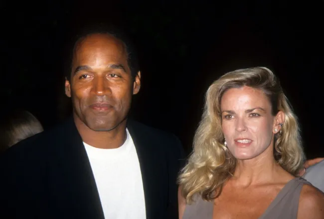 DO Simpson y Nicole Brown Simpson