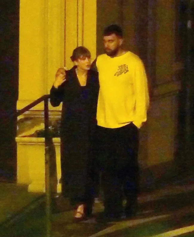 Taylor Swift y Travis Kelce en el Lago Como