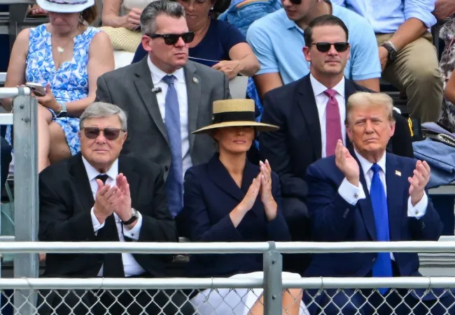 Viktor Knavs, Melania Trump, Donald Trump