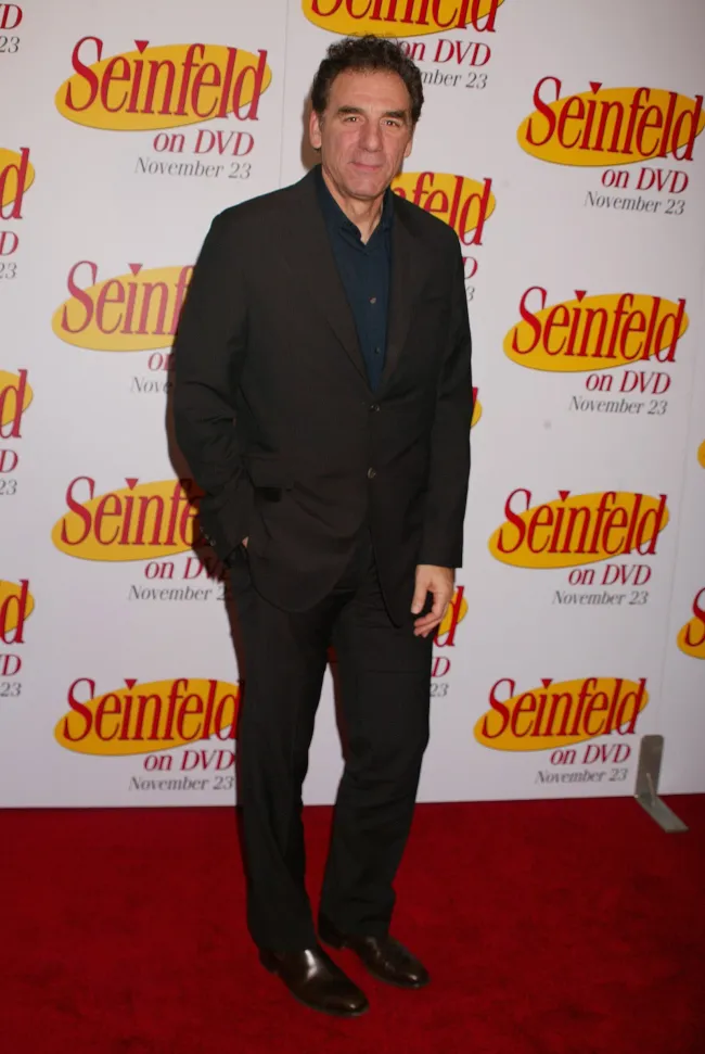 Michael Richards en una alfombra roja