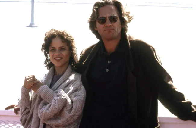 Jeff Bridges y Rosie Pérez en 