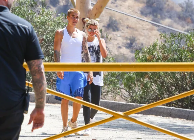 Justin Bieber y Sofia Richie pasando el rato.